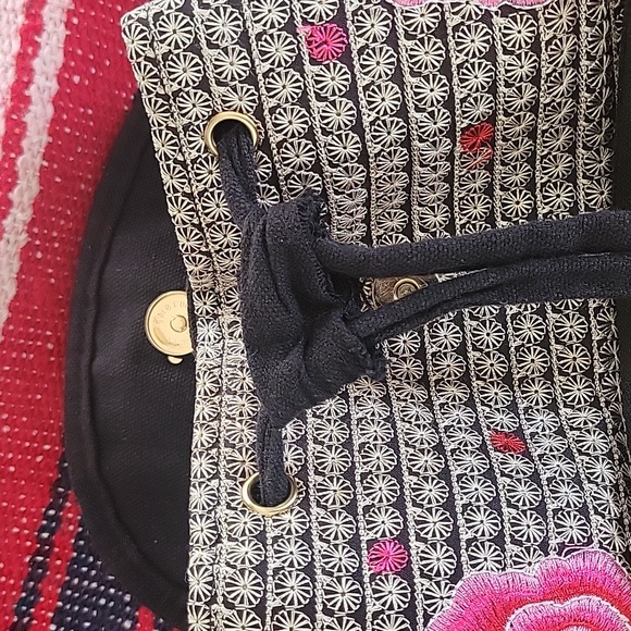 Backpack - Picture 5 of 5